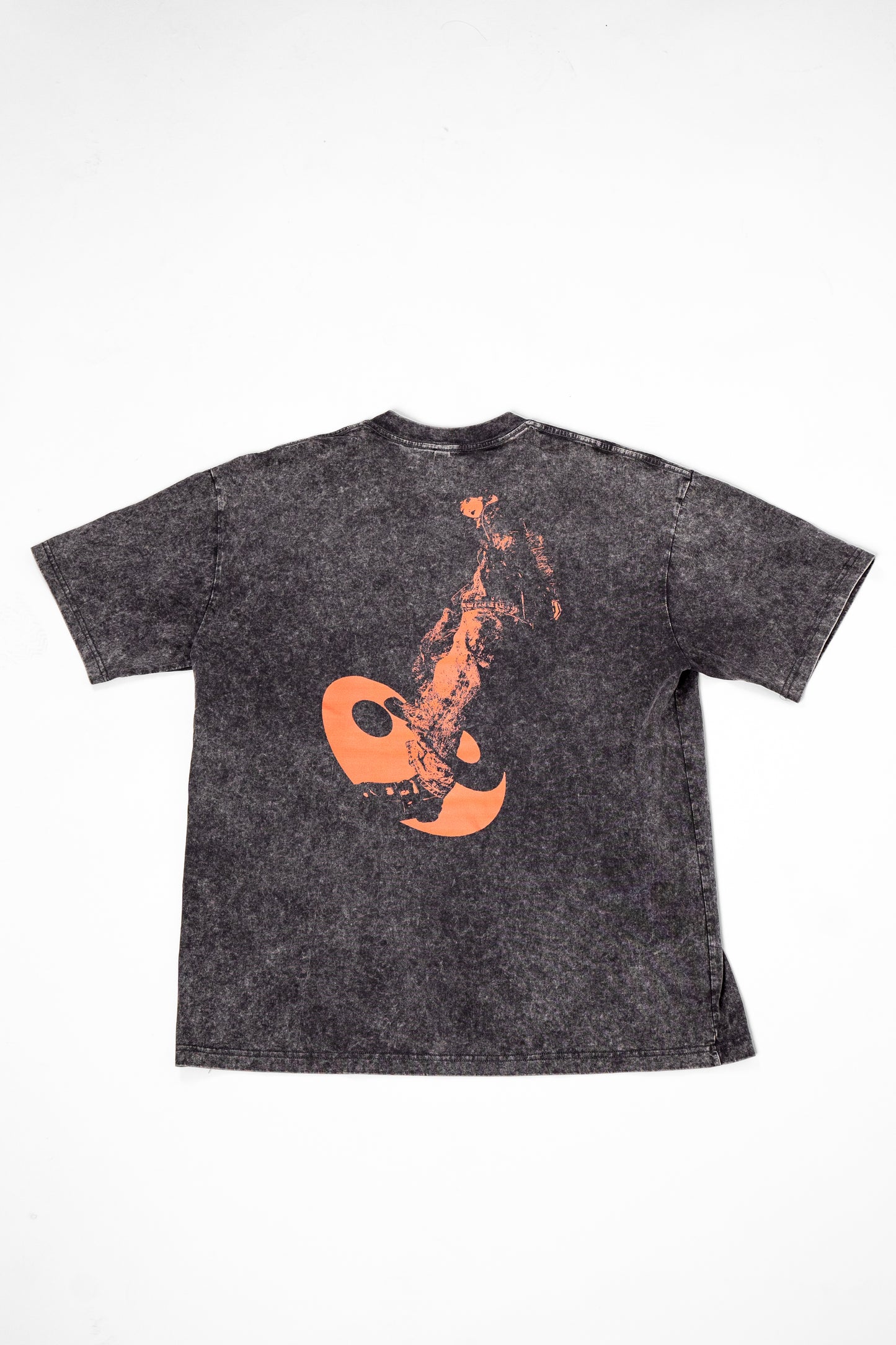 LIFESTYLE TEE.