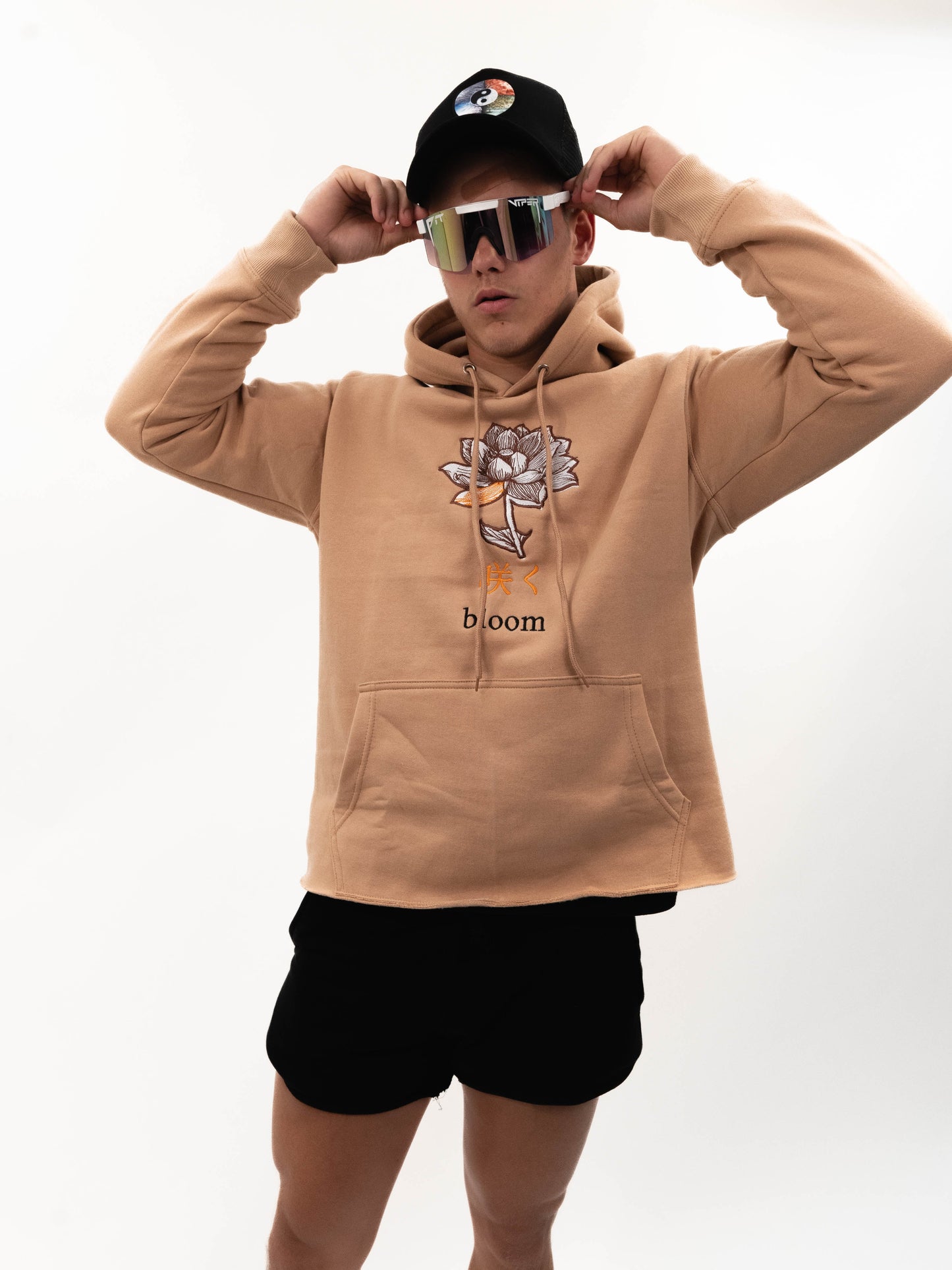 BLOOM HOODIE.