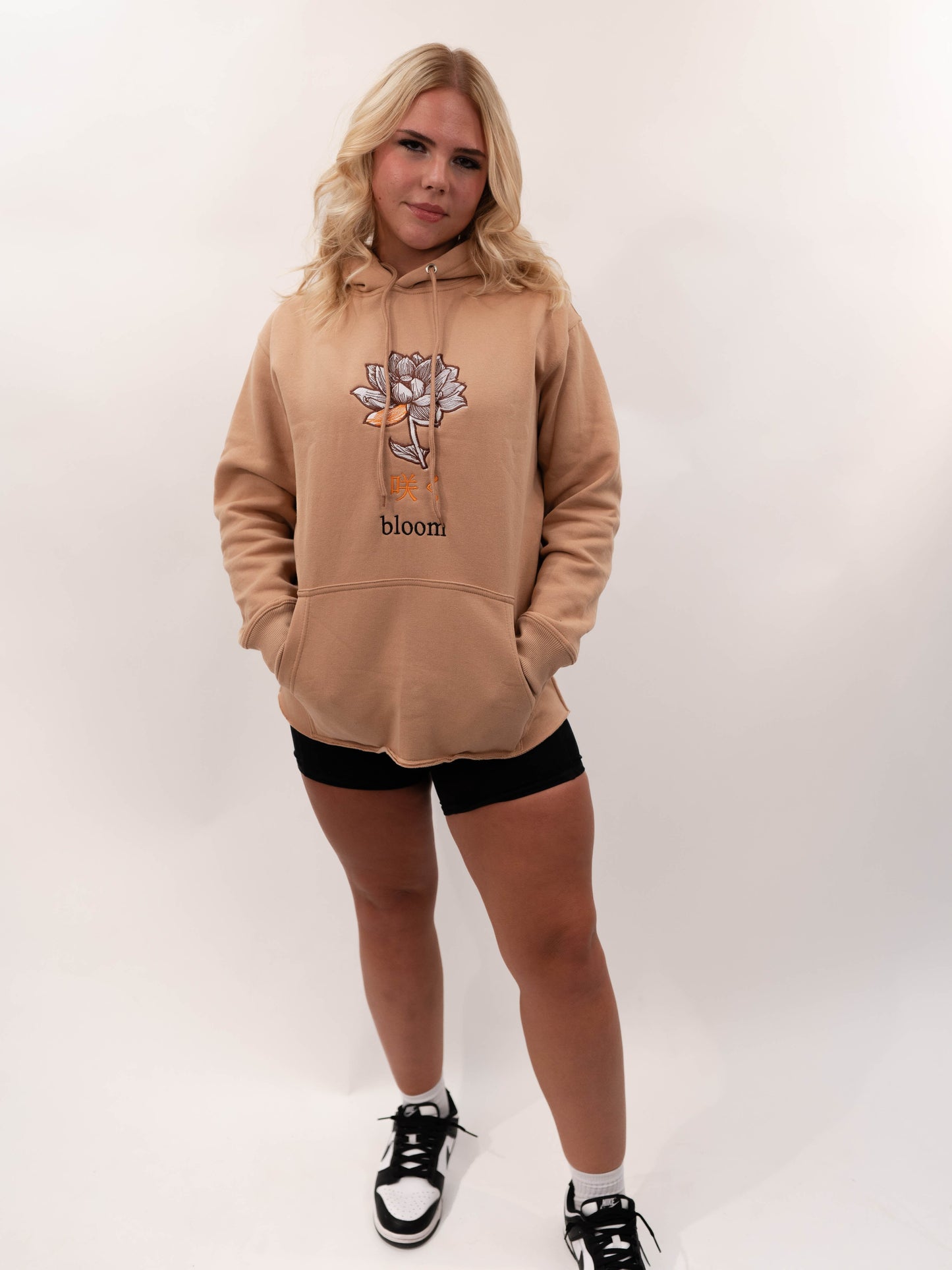 BLOOM HOODIE.