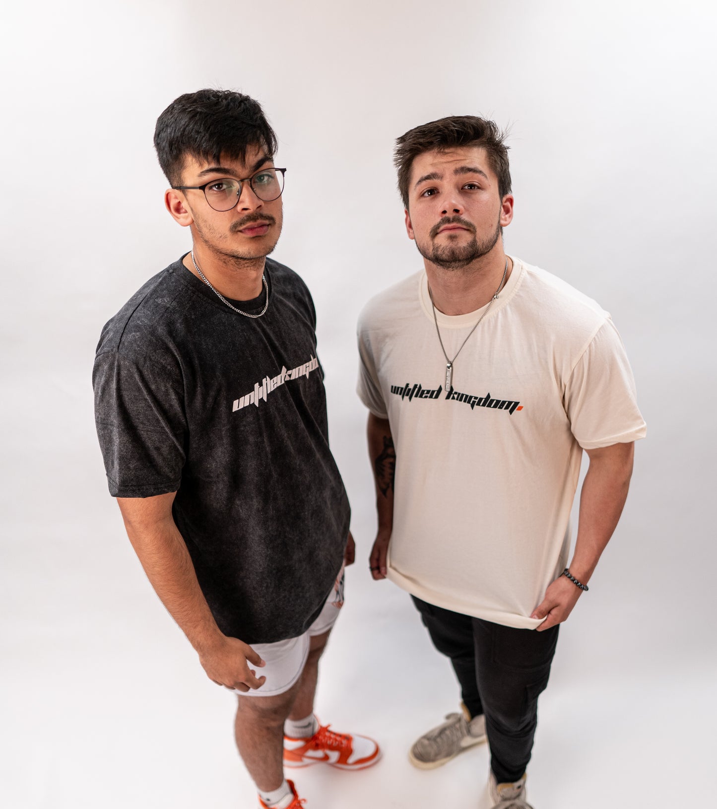 8 BALL TEE.